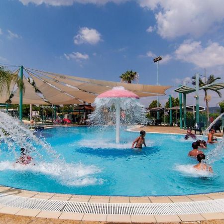 Maagan Eden Holiday Village Мааган Екстериор снимка